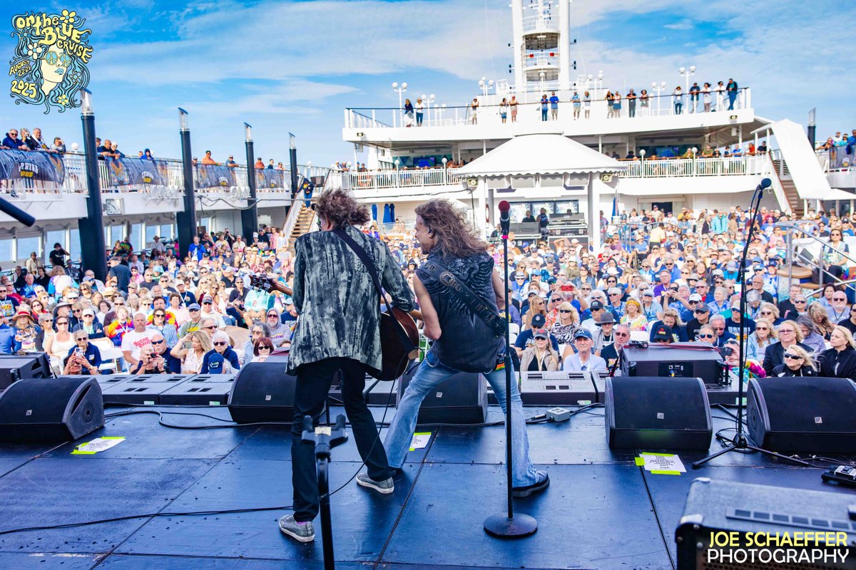 StarshipControl's tweet image. Had a blast rocking On The Blue Cruise 2025 last week!
📸: Joe Schaeffer Photography

#starship #classicrock #80s #concert

#starship #classicrock #80s #concert