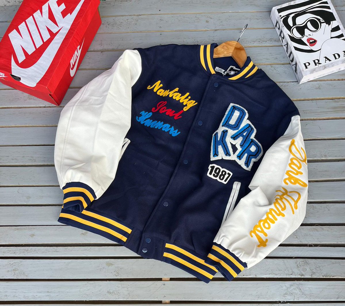 VIPFashionzUg's tweet image. "Get ready to knock it out of the park with our stylish baseball jackets! #BaseballJacket #FashionForward" available in different colors and designs @150k kindly call or Whatsapp us on 0763026297