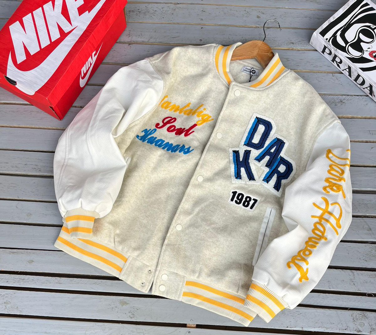 VIPFashionzUg's tweet image. "Hit a home run in style with our baseball jackets! #BaseballJacket #Fashion"