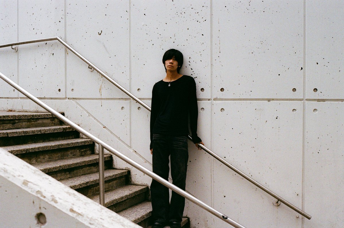 uniqlofanboy's tweet photo. https://t.co/1KwxlGIHeG https://t.co/CdlV7j8EUS