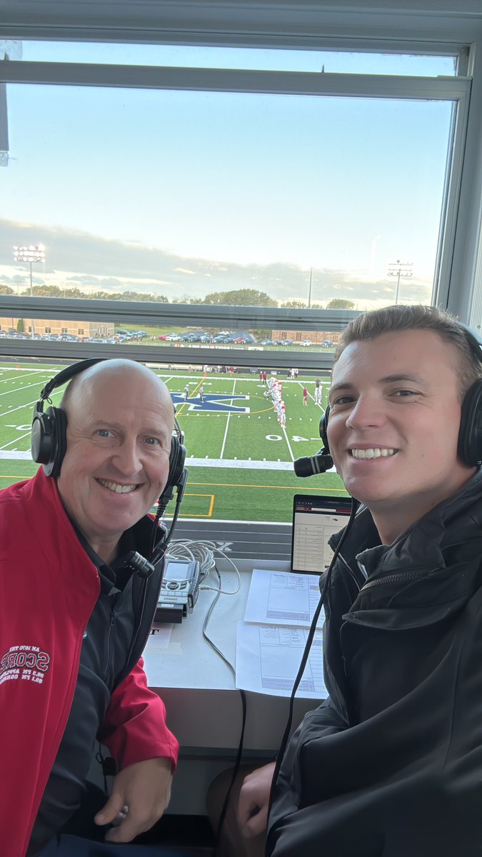 Winter jackets already? 🥶

It feels like FOOTBALL weather in Appleton for the Apple Bowl! Fox Valley Lutheran @ Xavier for tonight’s broadcast on <a href="/thescorewi/">The Score WI</a> 🍎🏈

The oldest rivalry in Appleton kicks off at 7pm 
#TonyGNation #wiaa #wiaawi #wiaafb #AppleBowl