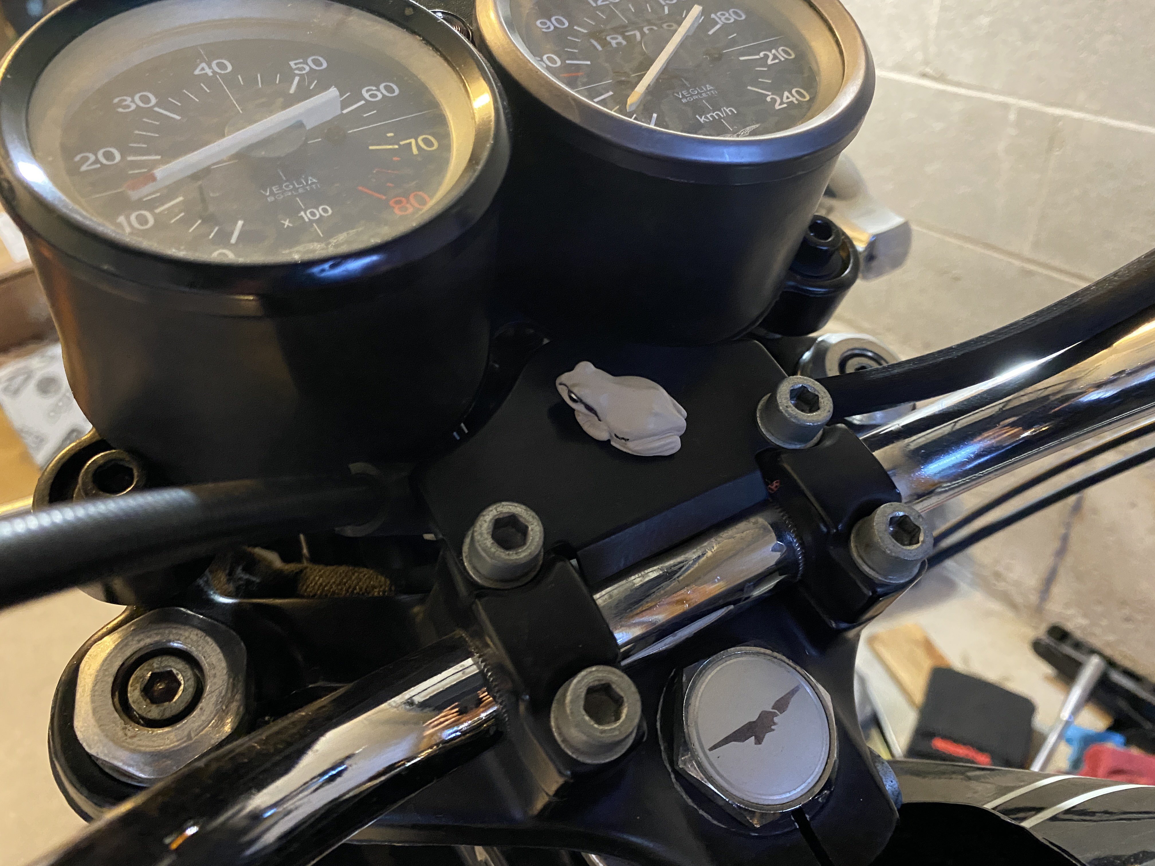 いっちー HONDA ZX バイク車体