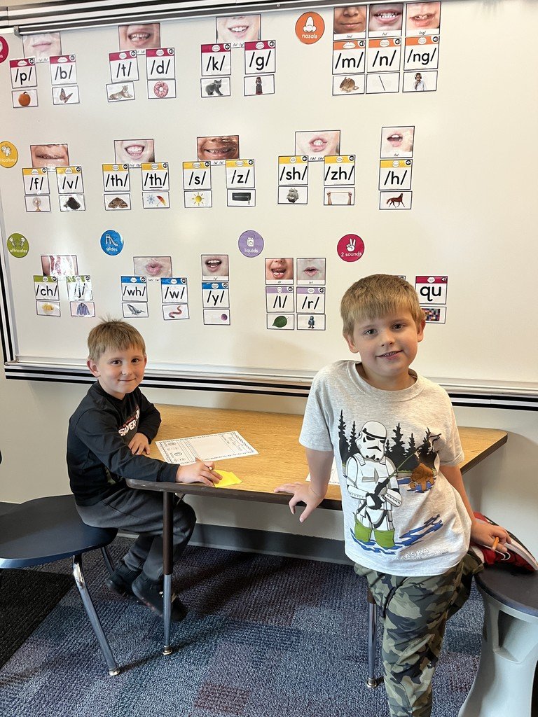 CISchoolDist's tweet image. CRES students had a GREAT first day of school and were excited to meet new teachers, see former teachers, and get to spend quality time with their friends again!