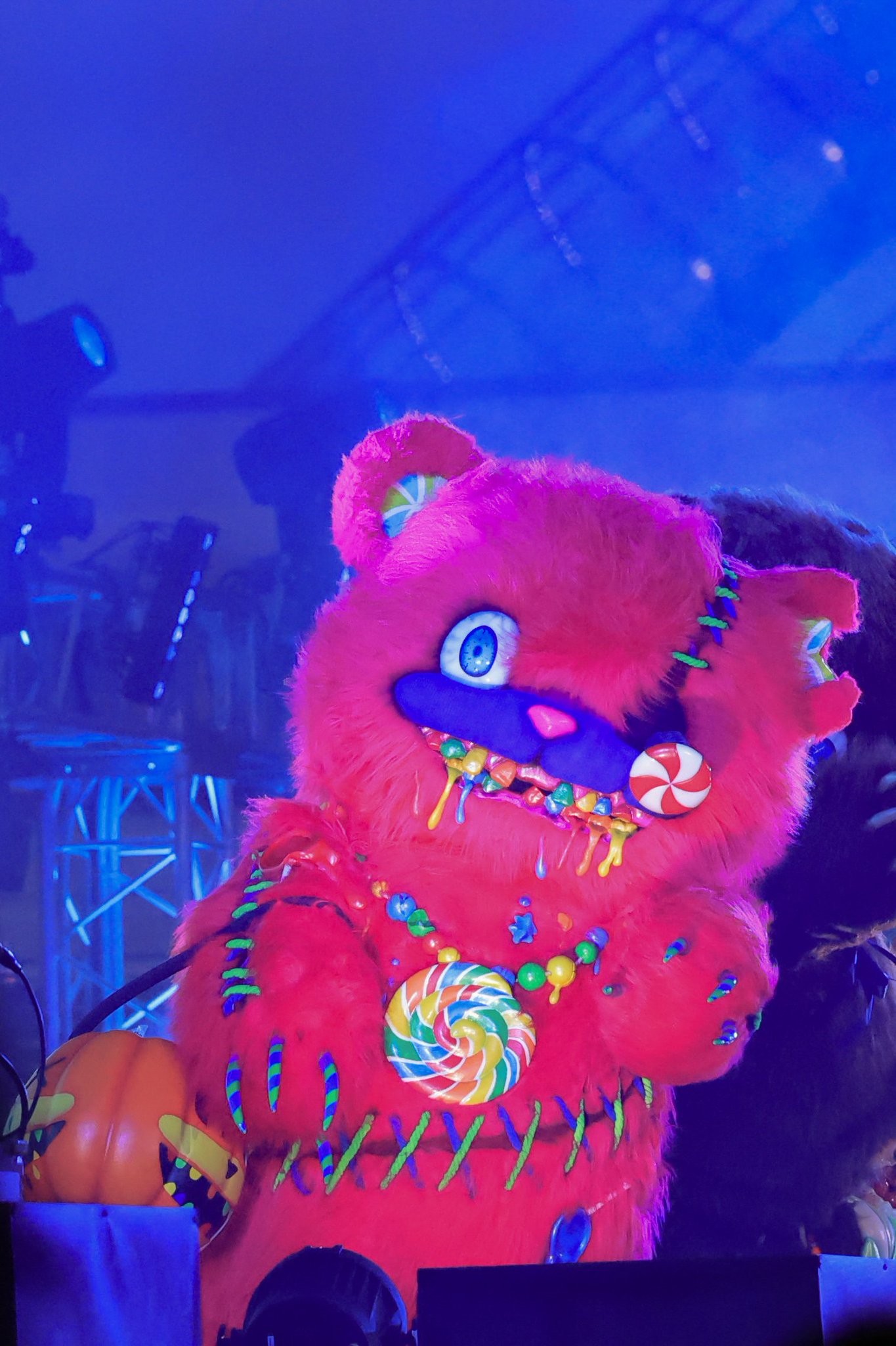 ハミクマキャンディ ハミクマキャンディ」USJハロウィーンキャラ“ハミクマ”に4体目が