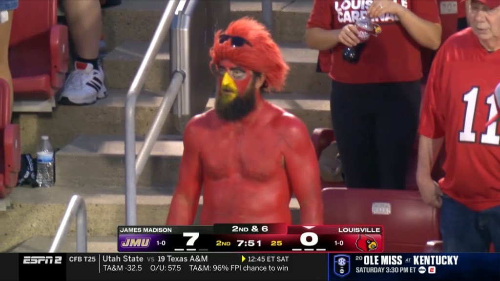 BarstoolBigCat's tweet photo. Must win for this guy https://t.co/CQTsksx1My