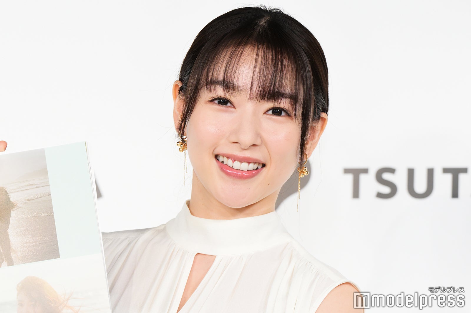 週刊少年マガジン 2016年50号※不滅のあなたへ 新連載 大今良時※桜井日奈子 Yahoo!オークション - 桜井日奈子 ／ グラビアページ ／ 少年