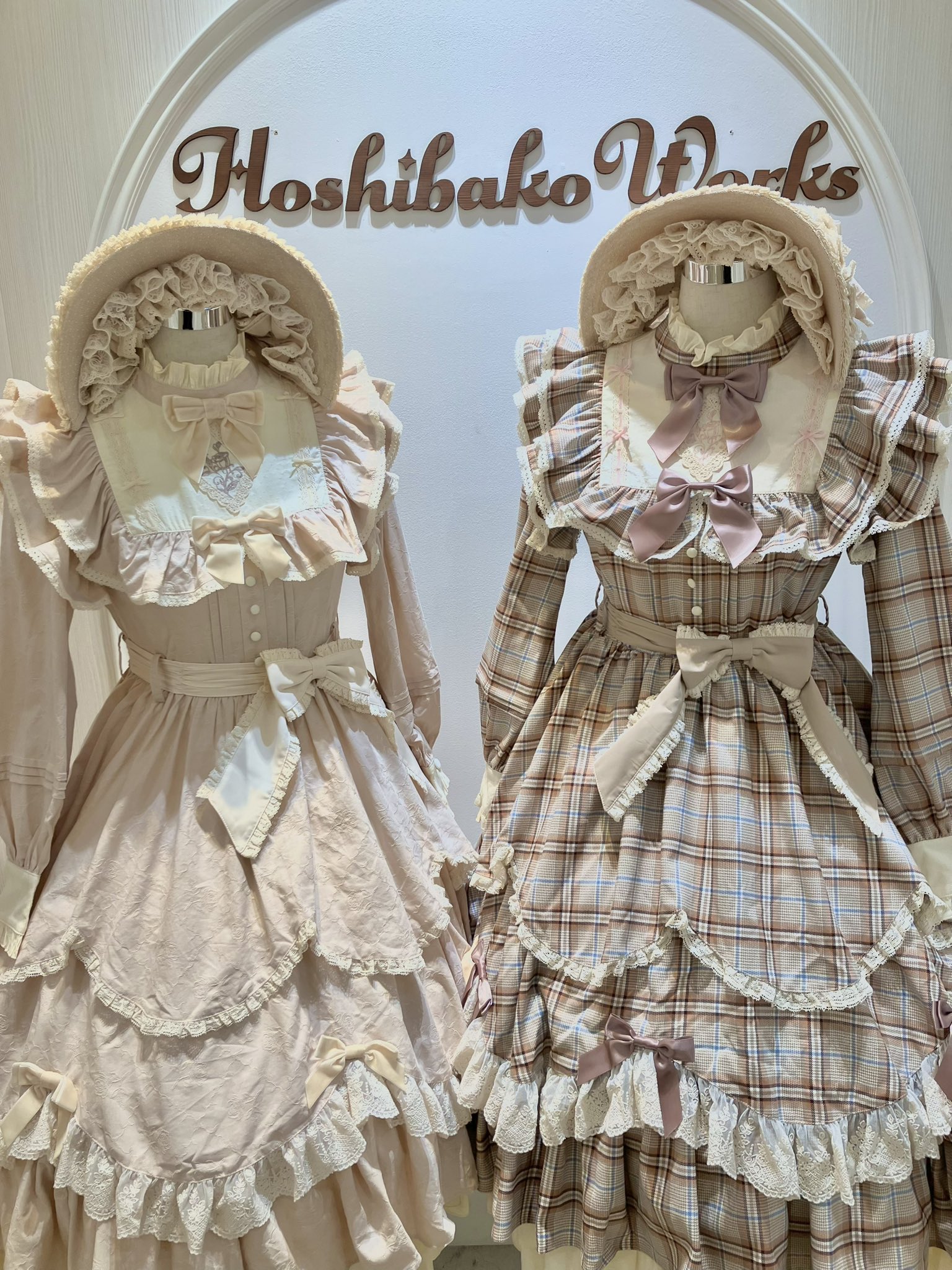 ￼星箱works 西洋人形魔法ワンピース　ベージュ 生成色 ロングスカート 星箱works 西洋人形魔法ワンピース ベージュ 生成色 ロング