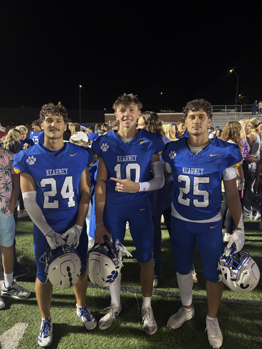 amseylynn's tweet image. All the feels tonight! Great WOGI WIN 27-0. So proud of CDog, … &amp;amp; the Trips are back in action! #strongside #killinit @mcope180