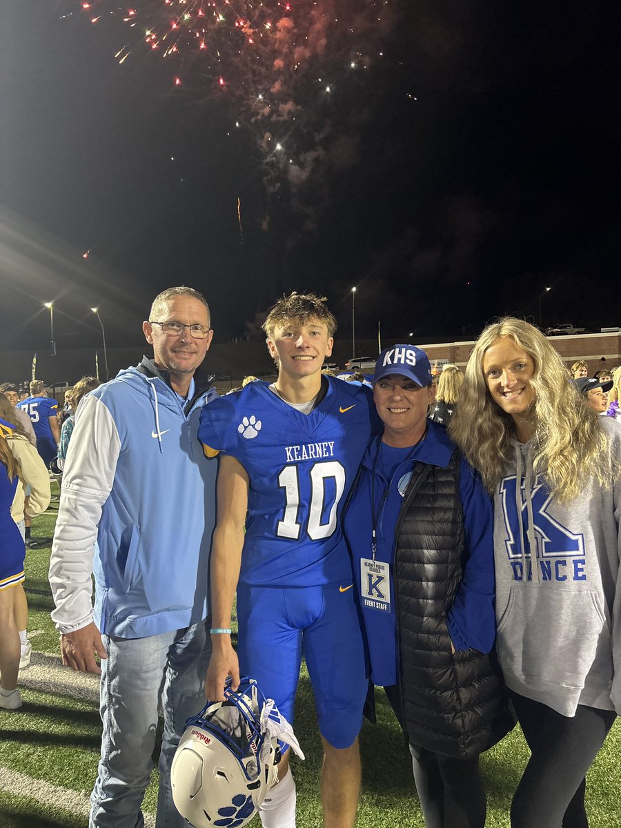 amseylynn's tweet image. All the feels tonight! Great WOGI WIN 27-0. So proud of CDog, … &amp;amp; the Trips are back in action! #strongside #killinit @mcope180