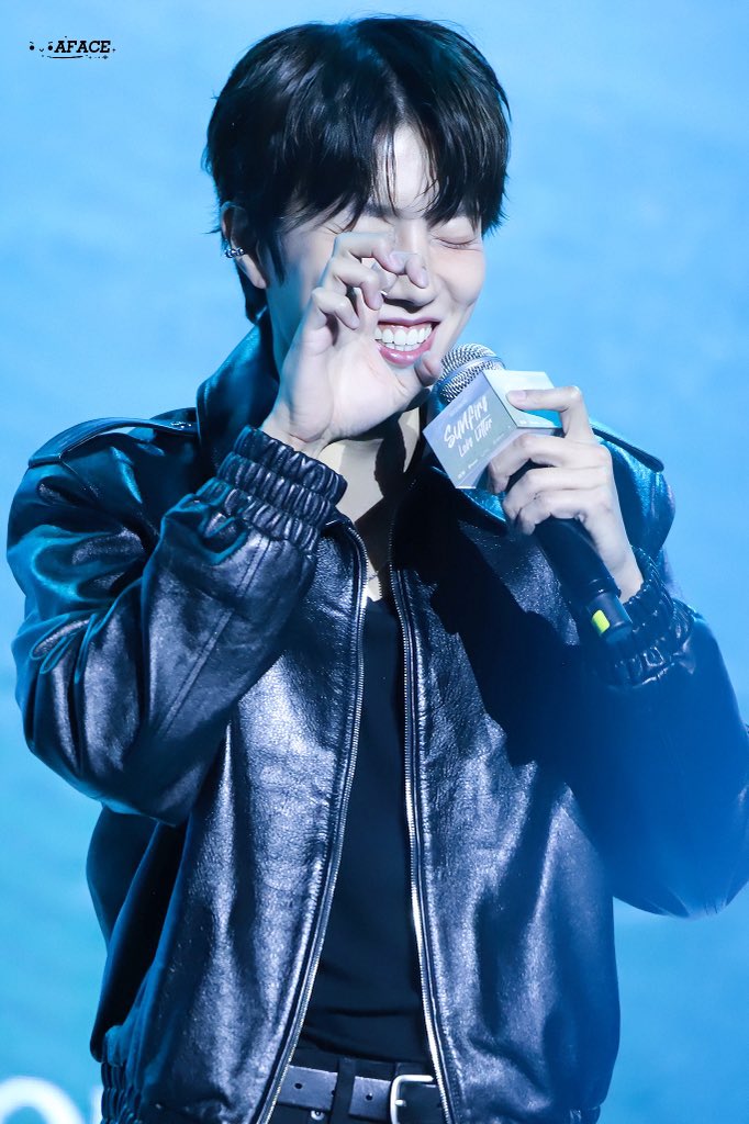 250831 광저우 생일 파티 성열

호랑이가 왔네요 ㅋㅋㅋ
귀엽당

#인피니트 #이성열 #INFINITE
#성열 #infinite #LEESUNGYEOL