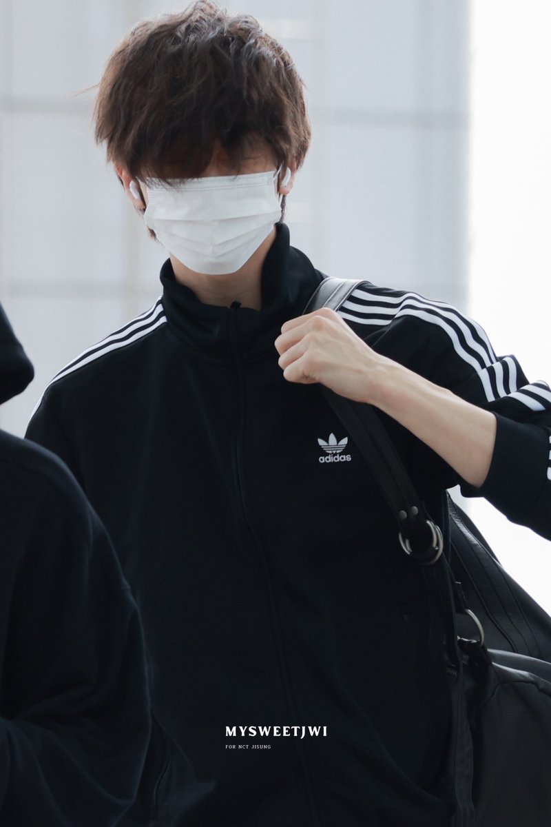 250906 

#박지성 #JISUNG
#지성 #チソン 
#NCTDREAM