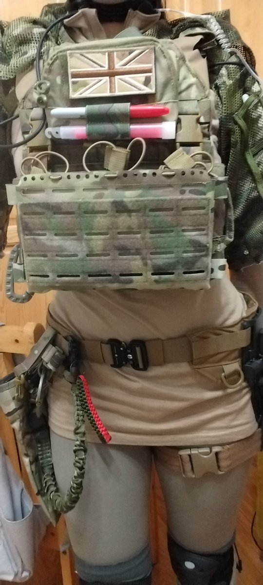 Cosplayed my oc charon
Didn't finish the look I haven't bought any rifle yet
#codoc