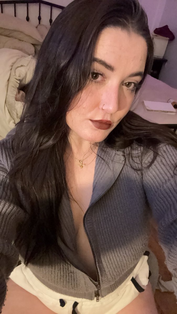 Gassybee1's tweet photo. Do you love this new look? ;)
#weightgainjourney #fat #weight #greedygirl #stuff #stuffed #foodie #bloated #foodporn #fetish #fatfetish #bloating #bloatedbelly #bloatingrelief #viral #fyp #eat #fatgirlproblems #fatgirl #fatgirls #stuffing #gain #gainer #gaining #gainingweight https://t.co/ukNe8qXcqB