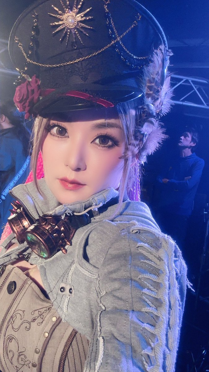 昨日の吉祥寺crescendoにお越しくださった皆様、配信をご覧の皆様、誠にありがとうございました！！

当日のセトリはこちら💁‍♀️

Phaëthōn
逆光のプリズム
strawberry moon
島唄(THE BOOM)
無限大∞Mirror

次回は9/28西川口GALAXYでの3マンでお待ちしております！

#アコースティックライブ #吉祥寺