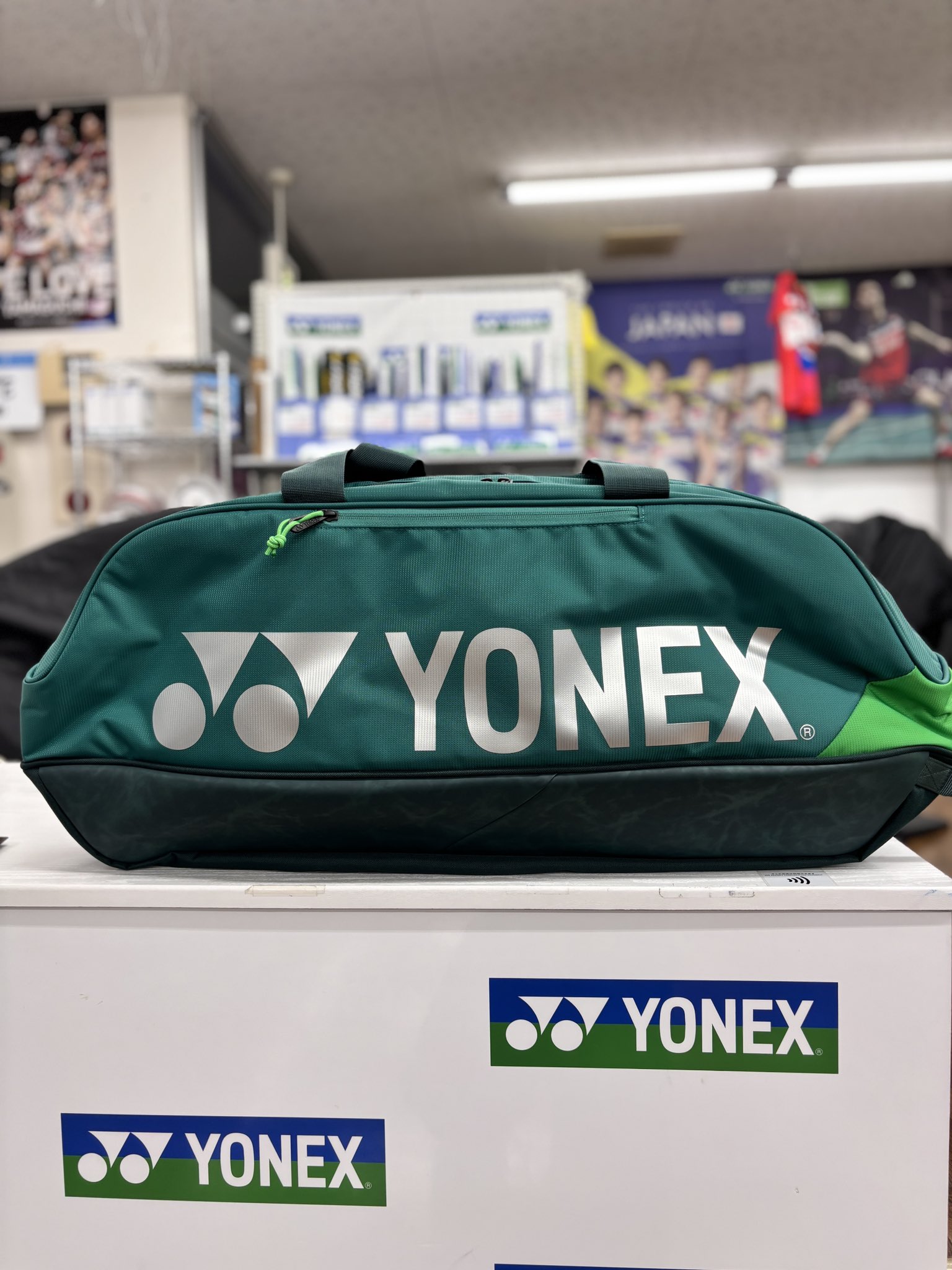YONEX '25 NEW ASTROX99 連動カラー トーナメントバッグ YONEX '25 NEW ASTROX99 連動カラー トーナメントバッグ｜Yahoo