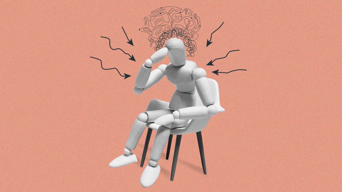 # الصحه _ النفسيه 

إذا كان القلق مستمرًا لأشهر ويؤثر على عملك أو نومك.
•إذا ترافق مع نوبات هلع أو أعراض جسدية قوية (خفقان، دوخة، ضيق نفس).
•هنا يُفضَّل مراجعة أخصائي نفسي أو طبيب نفسي وبشكل عاجل