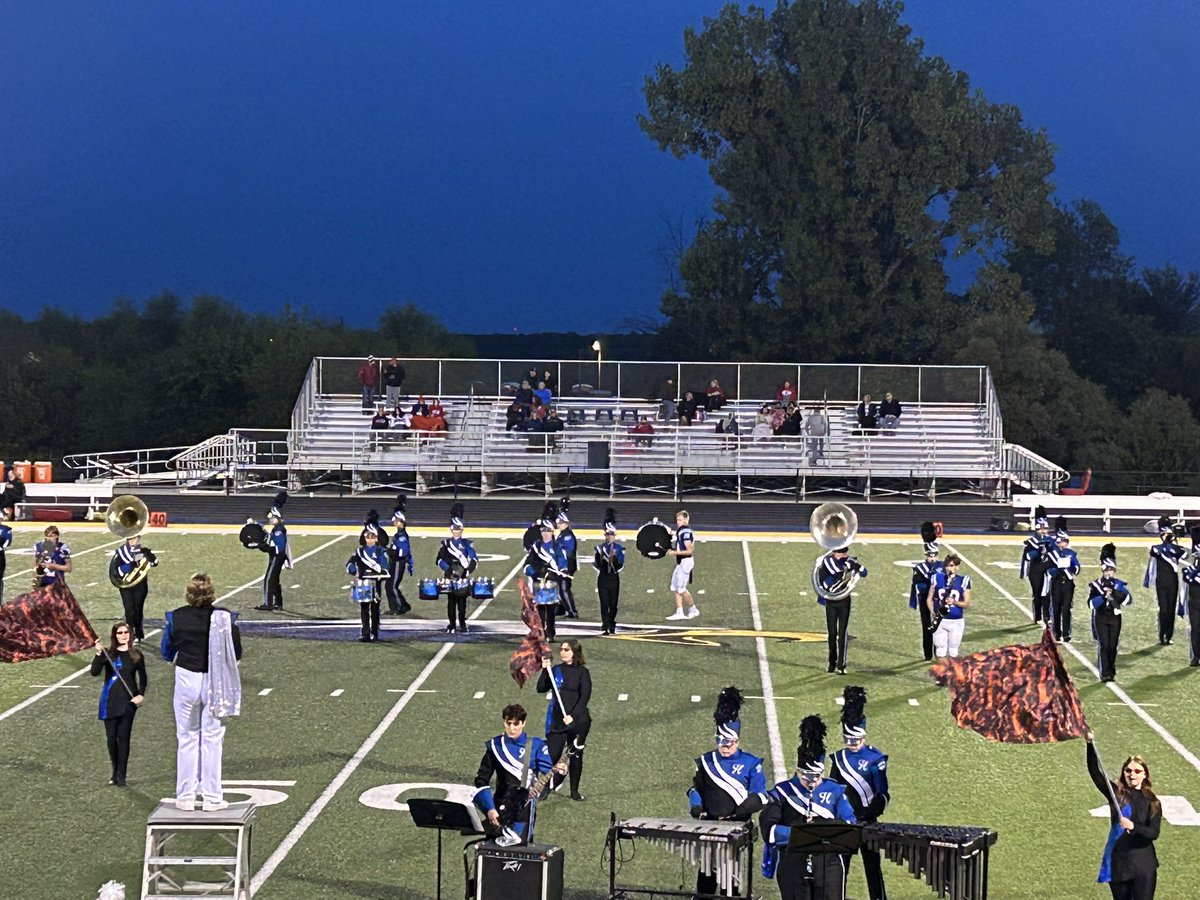 Friday Night Lights! 💙🦅🏈