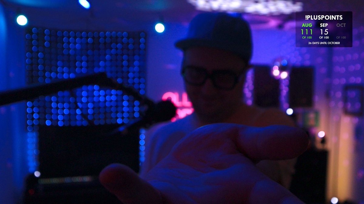 🎮 Can We Be Gaymers (or will we chat for 3 hours?) 🤔 Friday chats, Love Hotel Manager, Waterpark Sim &amp; Vampyr 💃 live.ollyrobz.com