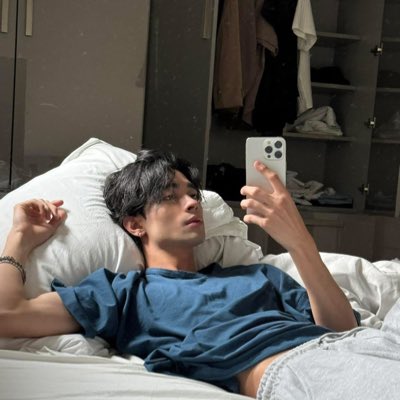 Yu tweet media