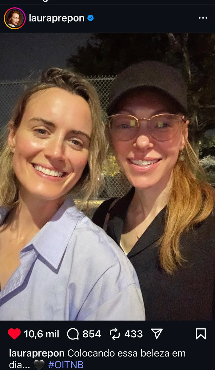 missrodriguez33's tweet photo. Só a Laura solteira pra tirar a Taylor da caverna dela!
#LAYLOR
#ointb https://t.co/I3035zBShA