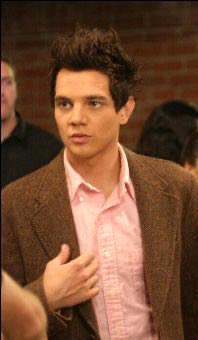 Giovepolo's tweet photo. #Sinner Pubblico americano simpatico come Oliver di The O.C. https://t.co/56DP8TSNvP