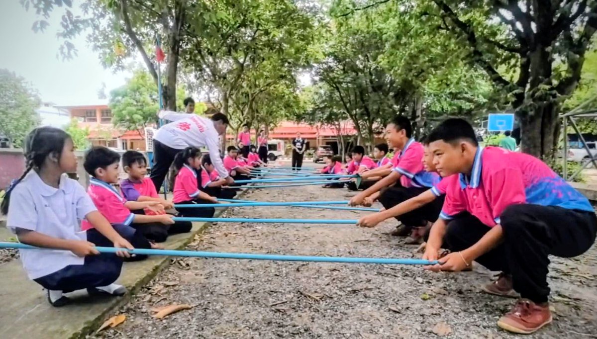 Hook31_Thailand's tweet photo. เราจะช่วยคนตกน้ำได้อย่างไร
ยูทูป #Hook31Thailand
https://t.co/fi0kMoRhTz
โรงเรียนธงชัยเหนือวิทยา
https://t.co/CwUIAPMI15 #ฮุก31
ตำบล ธงชัย เหนือ อำเภอ ปักธงชัย จังหวัด นครราชสีมา
#meritmaker
#โคราช
#ฮุก31จุดปักธงชัย
#หน่วยเฉพาะกิจฮุก31
#hook31thailand
#ฮุก31 https://t.co/1L6nWnlpXR