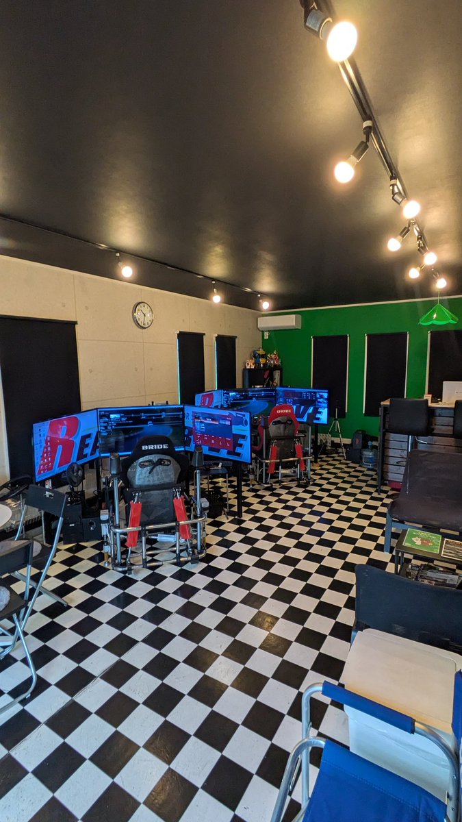 rss_REAL_DRIVE's tweet image. 今日も元気に営業スタートしました。
台風が過ぎ去った群馬県高崎市はかなり気温上昇しそうです。
室内で楽しめるレーシングシミュレーターでeモータースポーツ楽しんでみませんか⁉️
初めての方もお気軽にご来店下さい😊
気分はレーシングドライバーになれますよ🏎️