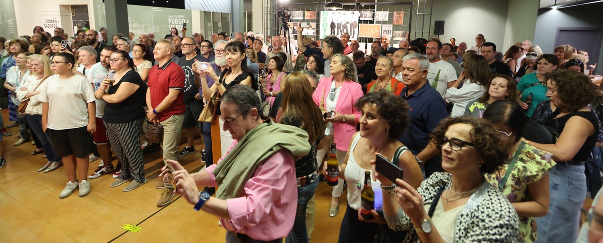 Luis de la Mata (@luisdelamata) on Twitter photo Menta 45 años después en <a href="/termicacultural/">La Térmica Cultural</a> en #Ponferrada #Bierzo <a href="/HWeekender/">Hot Spot Soul Weekender</a> #fiestasdelaencina25 Menta 45 años después en <a href="/termicacultural/">La Térmica Cultural</a> en #Ponferrada #Bierzo <a href="/HWeekender/">Hot Spot Soul Weekender</a> #fiestasdelaencina25