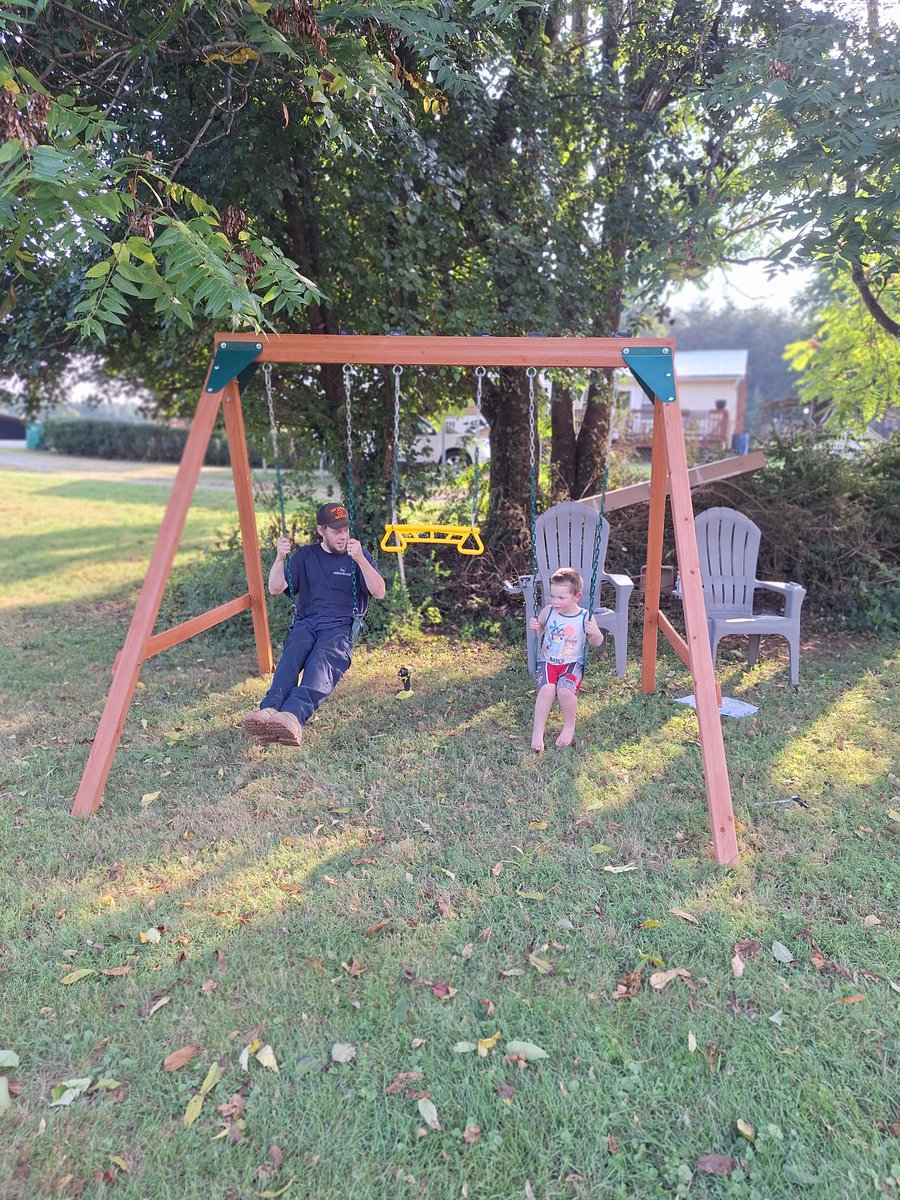 Poppop bought Crumb a swingset for his birthday he helped daddy build it 💙

Need an idea for Crumbs birthday? Check out the wishlist! Let me know if your sending anything I will be sure to let him know who sent what 💙💙💙

 amazon.com/registries/gl/…