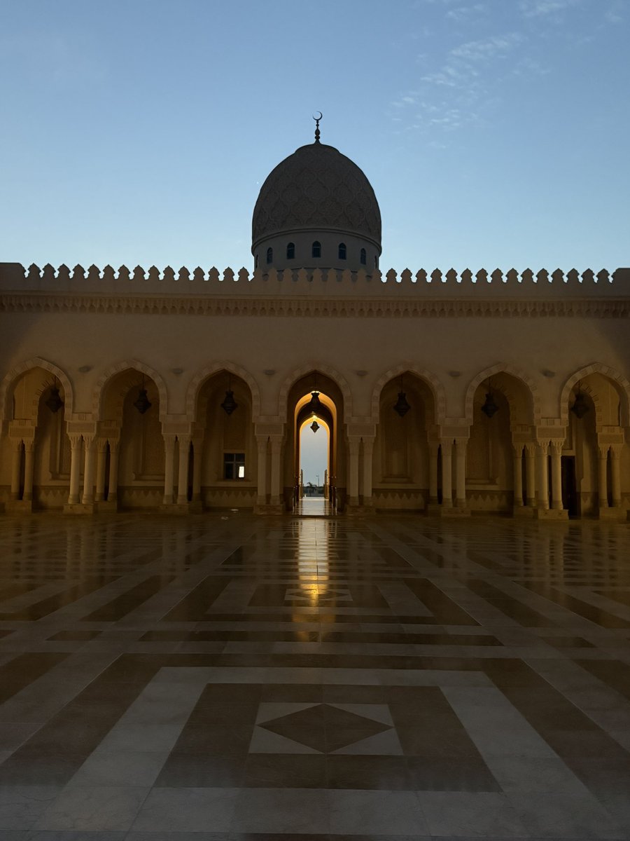 3bdullahsaid94's tweet photo. اللهم اجعل لنا في هذا اليوم دعوة لا تُرد، وفتحاً لا يسد، ورزقاً لا يعدّ، واغفر لنا يا ذا الجلال والإكرام
#صباح_الخير https://t.co/ZvYU7bpDcO