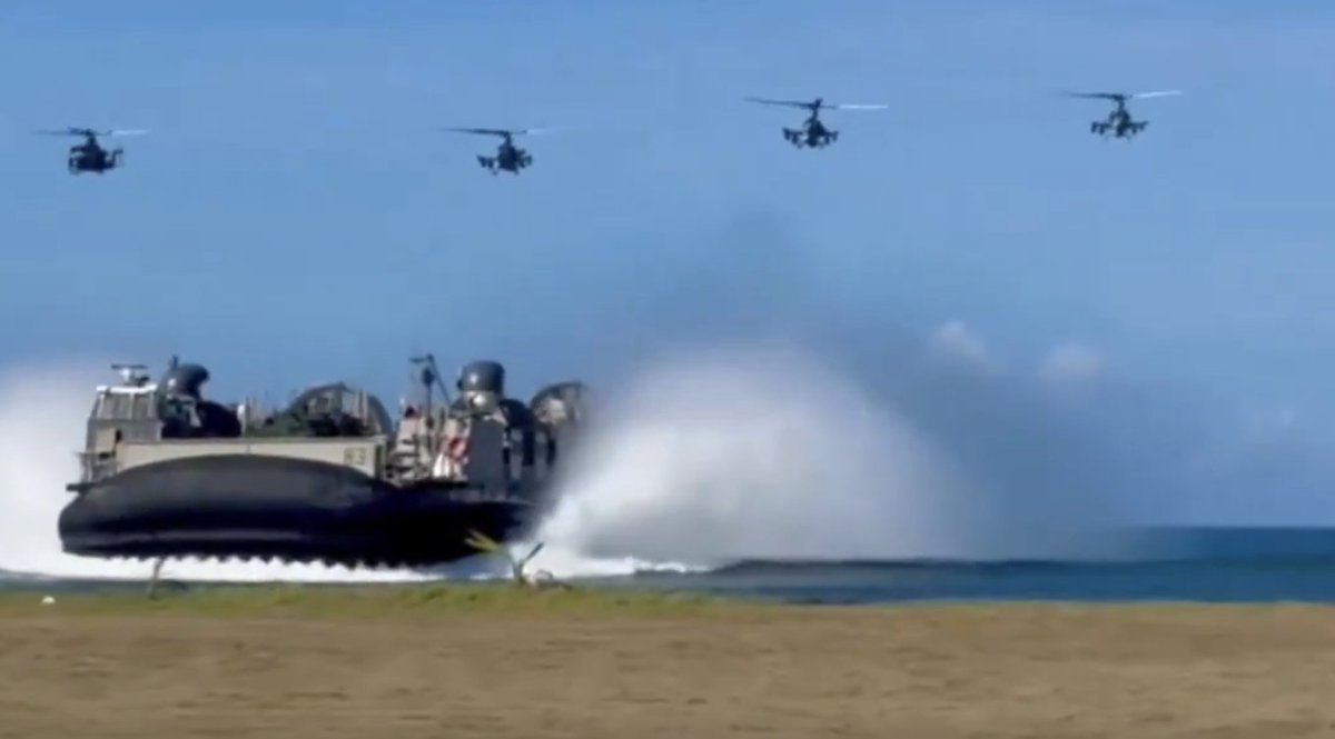 pasquinicarlos's tweet photo. Los F-35 no son para una simple patrulla, sino que son la punta de lanza de una operación mayor que incluye un componente de desembarco. Esta ocurriendo. #Madro #EEUU #Venezuela https://t.co/QaVPYpOdf7