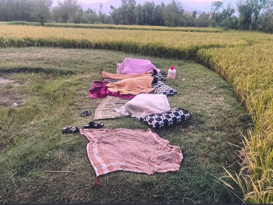 Families across eastern Afghanistan are sleeping outdoors, fearing aftershocks of recent quakes. A powerful 6.0 magnitude earthquake struck eastern provinces last week, killing over 2,200 people, injuring thousands, and destroying thousands of homes. 💔

 #Afghanistan #Earthquake