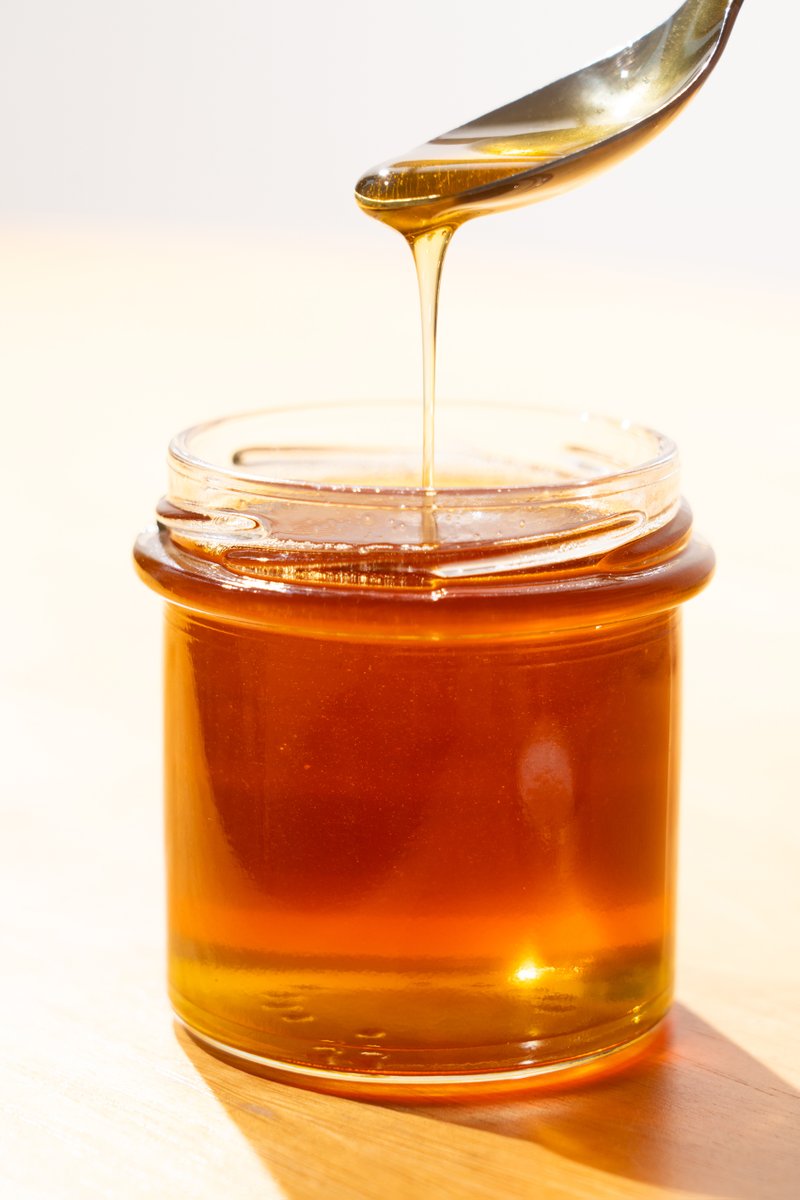 aika_worklog's tweet image. どちらがAIかわかりますか？