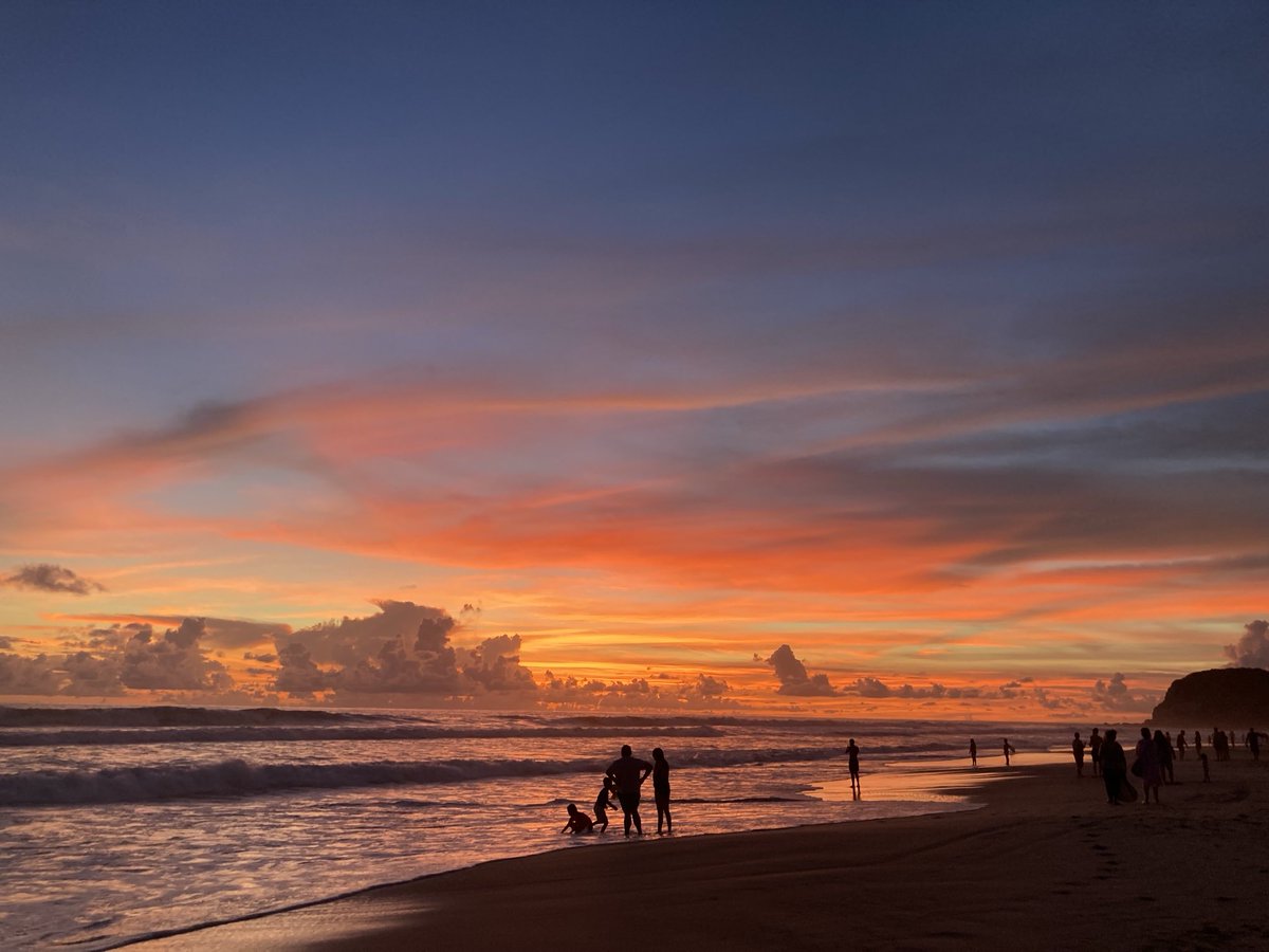 Faro_Mazatlan's tweet photo. Mazatlán y sus atardeceres de colores. https://t.co/NVXvj8T4Be