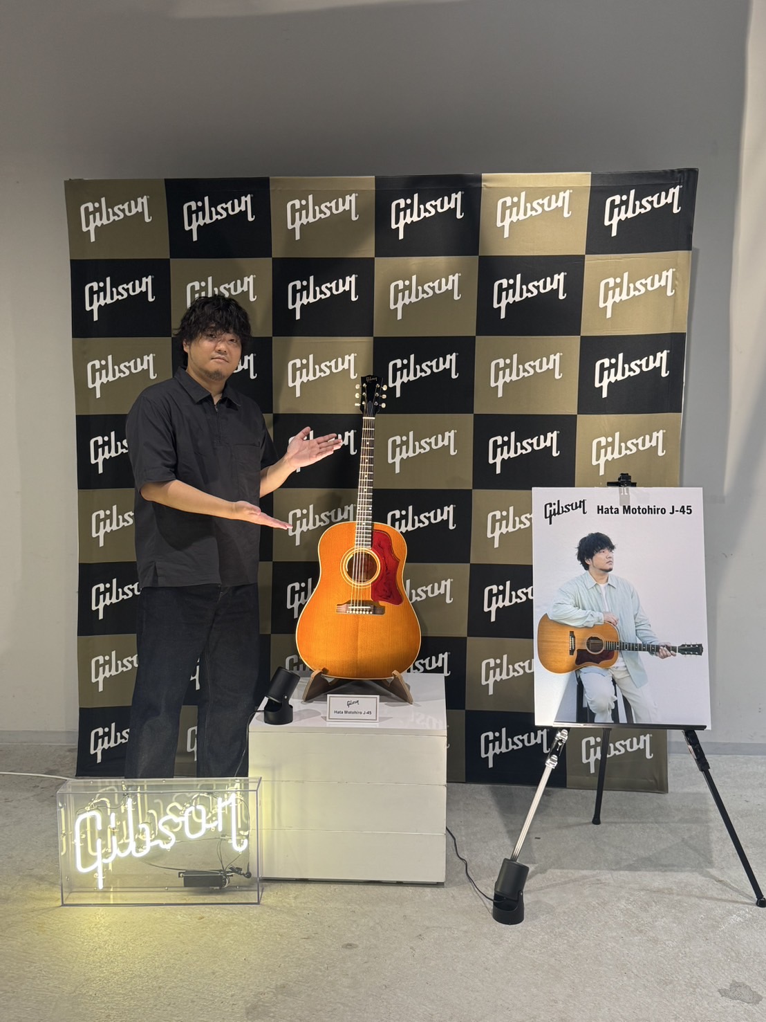 秦基博完全受注生産盤3DVD＋ギターピックチャーム