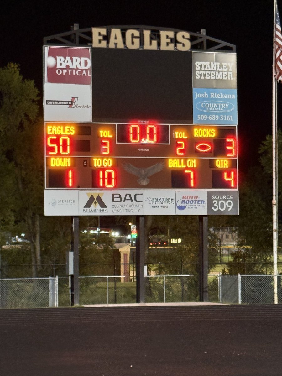 Eagles win vs Rock Island #RollEags 🔥🏈🏈