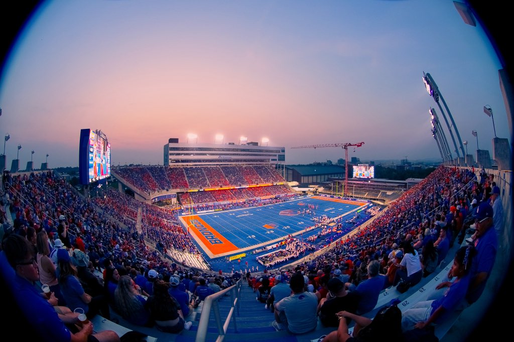 Boise State Broncos tweet media