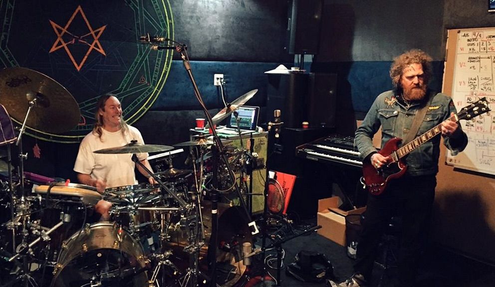 DANNY CAREY + BRENT HINDS = LEGEND OF THE SEAGULLMEN #ElOráculoDelRawk