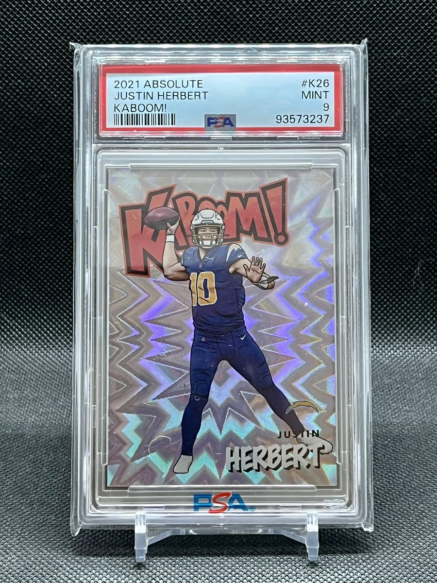 hooru100's tweet photo. Card of the night @CardPurchaser pulled this from a retail box a few years ago and nothing since 😂 #nflinbrazil https://t.co/42eS9UYYWd