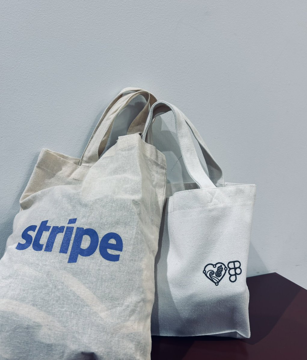 andodesignjp's tweet photo. ミニトートふたつです
#stripe #fof_chiba https://t.co/Y1BBTbgWPr