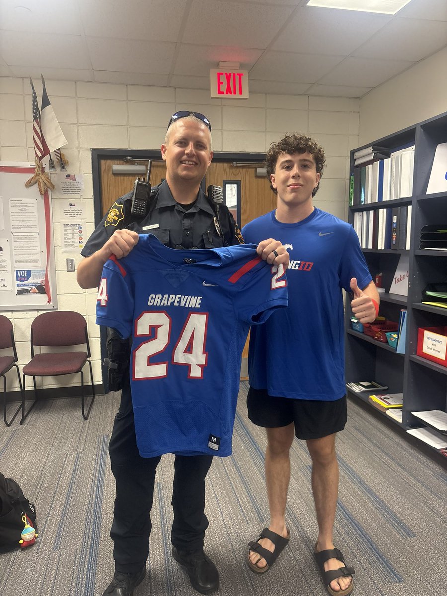 Appreciate Officer Hale for representing me this week on a 24-21 W over birdville
#R4TV