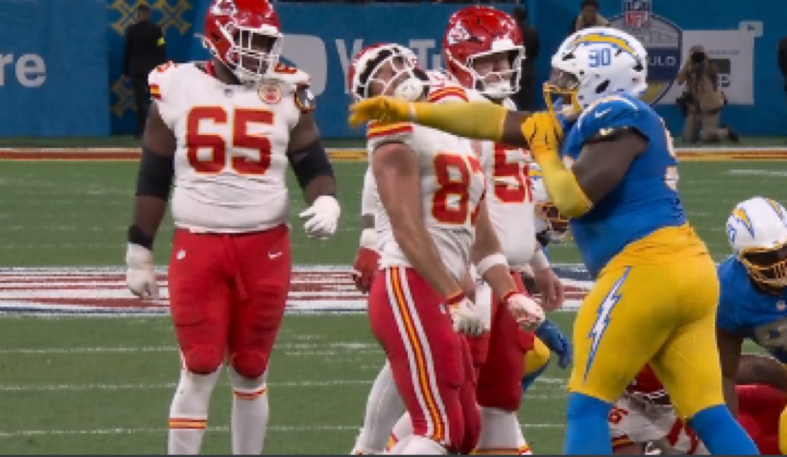 RayOfPowderBlue's tweet photo. For the memory books
#boltup https://t.co/3t2hAcRMgs