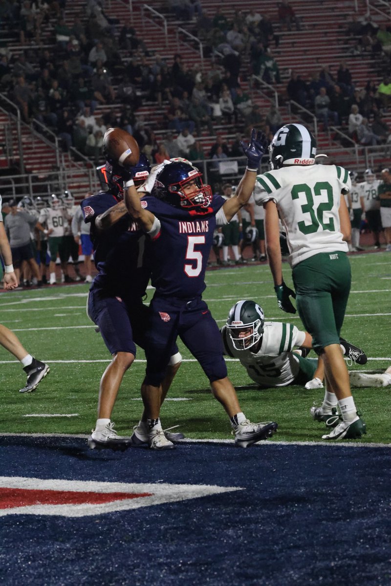 Piqua wins tonight defeating Greenville 50-7 and was outstanding on both sides of the ball. Debo Knisley gets in the end zone four times for the Indians. Team heads into another big week as it’s rivalry week with the longest played rivalry in the state of Ohio. #WeArePiqua.