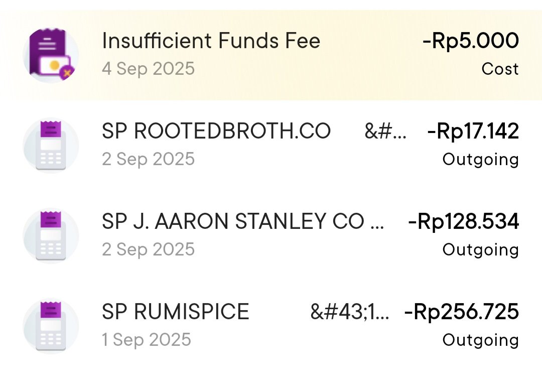 hernipray's tweet photo. Halo Min @jadijago sepertinya ada transaksi mencurigakan di rekening saya. Lumayan jg jumlahnya. Dan transaksi ini di lakukan dini hari. Spertinya merchant luar negeri. Dan 4 sept spt nya mau di bobol lagi tp saldo kurang. Tolong di tinjalanjuti https://t.co/s5oMiFFcQt