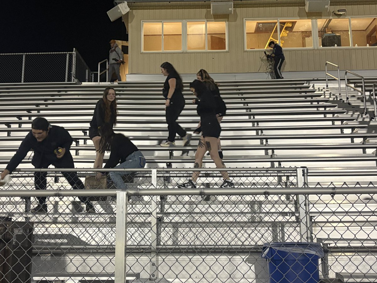 Frederick_HS's tweet image. I post this every year: after every game, FHS students clean the entire grandstands. Even when the game doesn’t go our way, they show up for their school &amp;amp; community. The future is bright with these young people. @svvsdsupt @svvsdbissonette #StVrainAdvantage