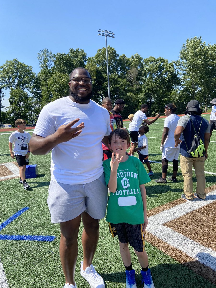 KrEgg (blue check) tweet media