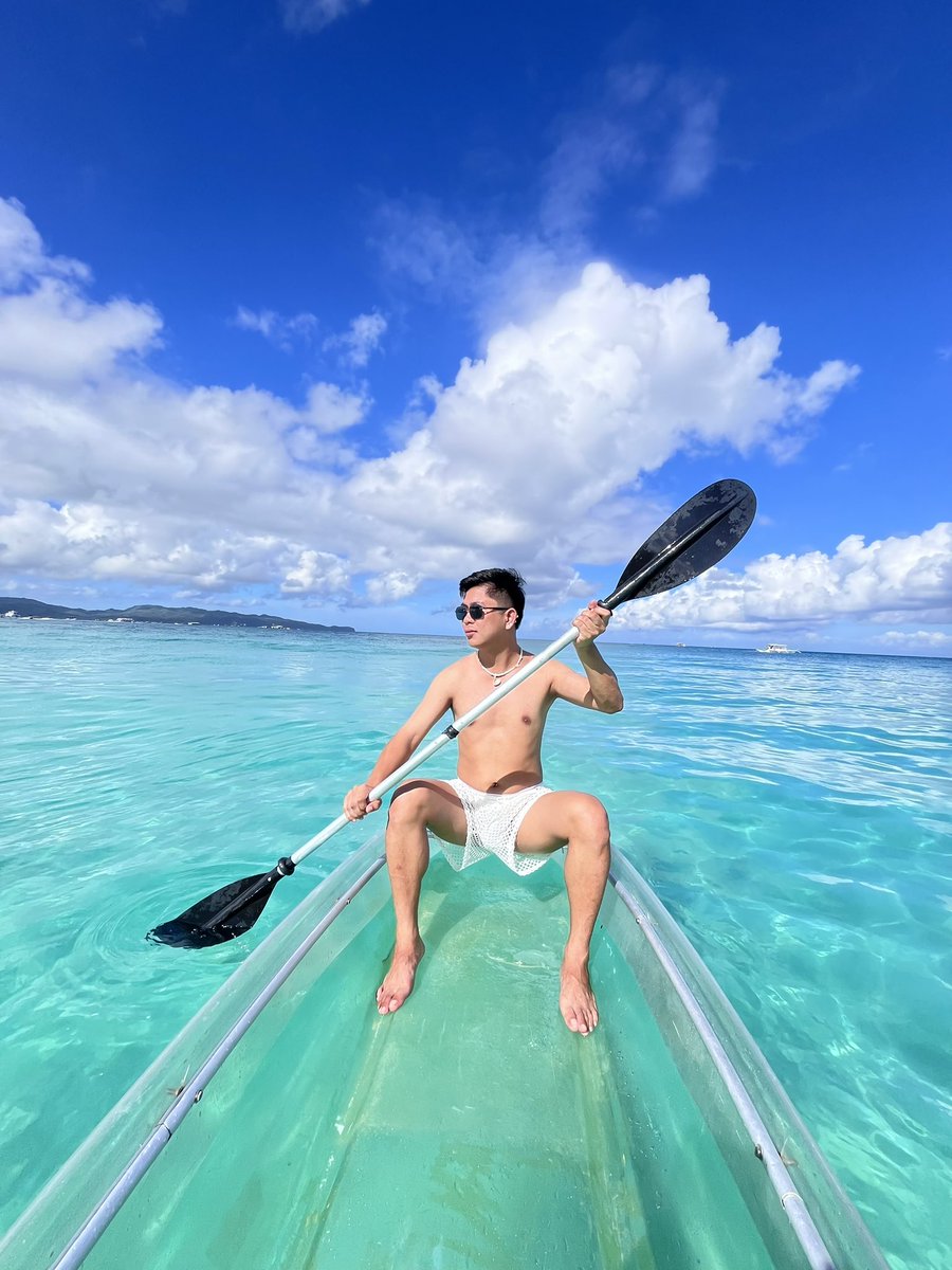 richpcastillo's tweet photo. Floating through paradise 💙✨ Crystal kayak experience in Boracay — where the sea is as clear as the sky. 🌊☀️ #Boracay #IslandVibes #CrystalKayak” https://t.co/ZfCfyjEpVh