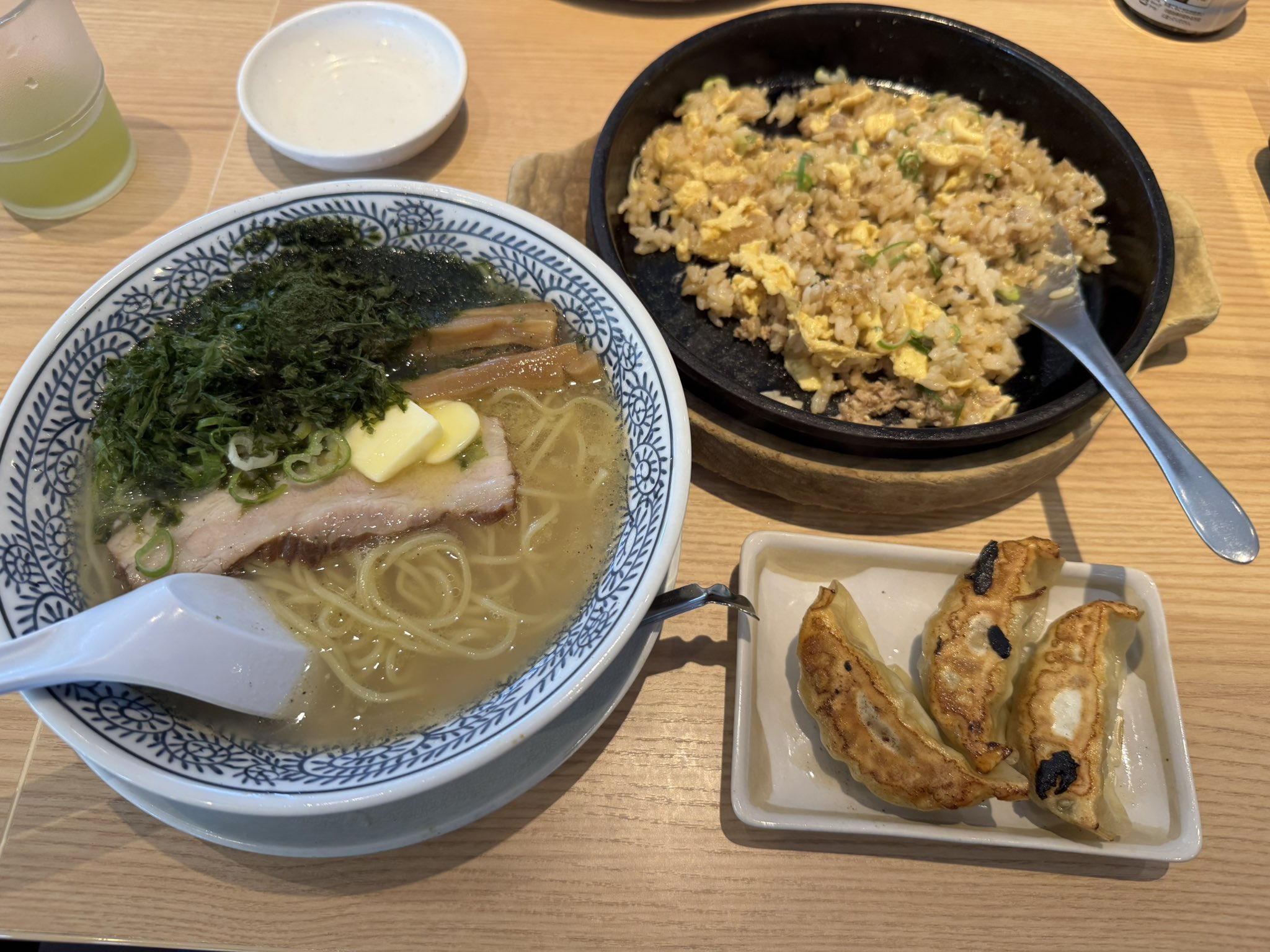 ねこまま🐈🐈🐈‍⬛ (@nekomama1016) / X