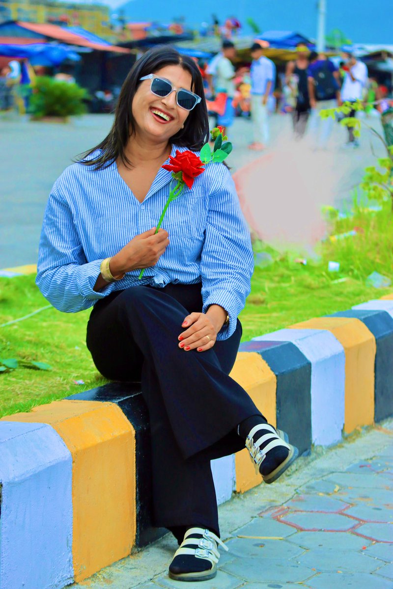 ठाउँ चिन्नुस 😜