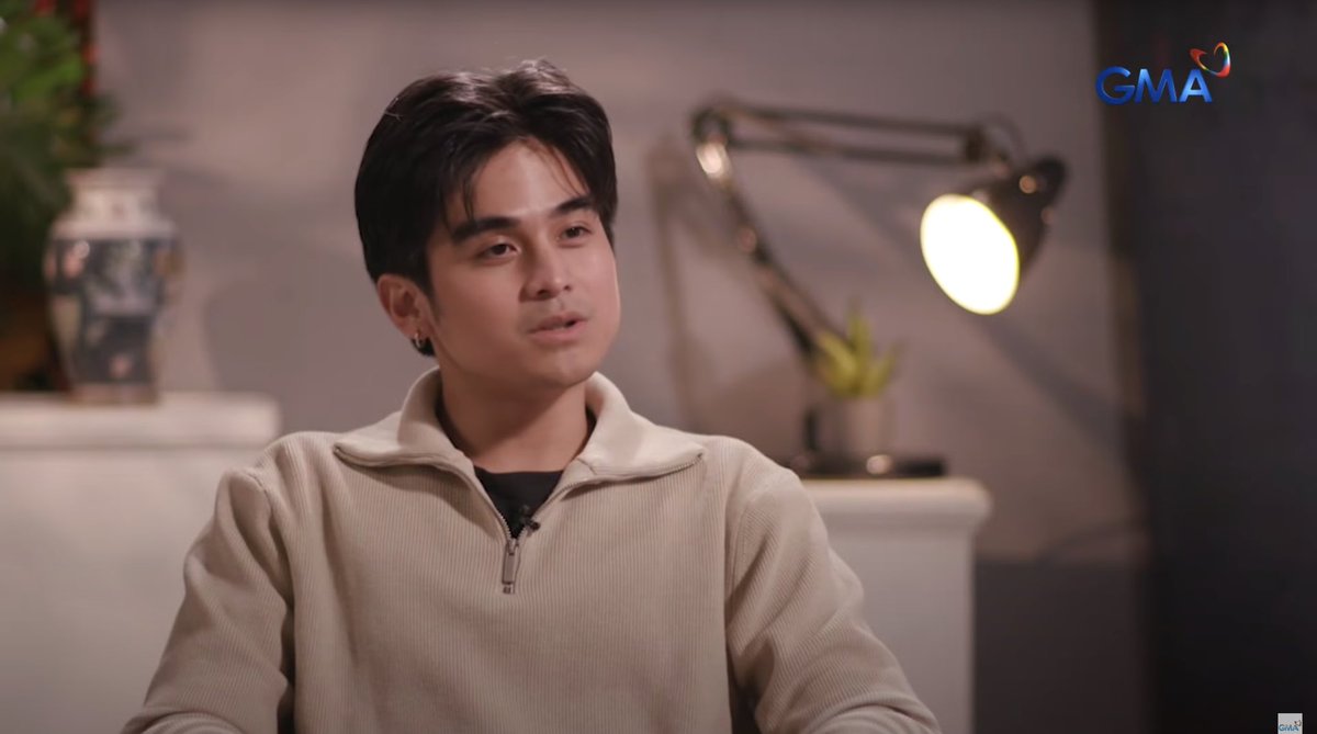 TeamWillOFC's tweet photo. Catch the Nation’s son Will Ashley and his exclusive interview for Kapuso mo Jessica Soho 🫶🏻♥️

KMJS is every sunday at 8:30 PM. 

See you WILLievers! 🤘🏻

#WillAshley 
#WillAshleyDreamConcert https://t.co/E94X7rTRWr